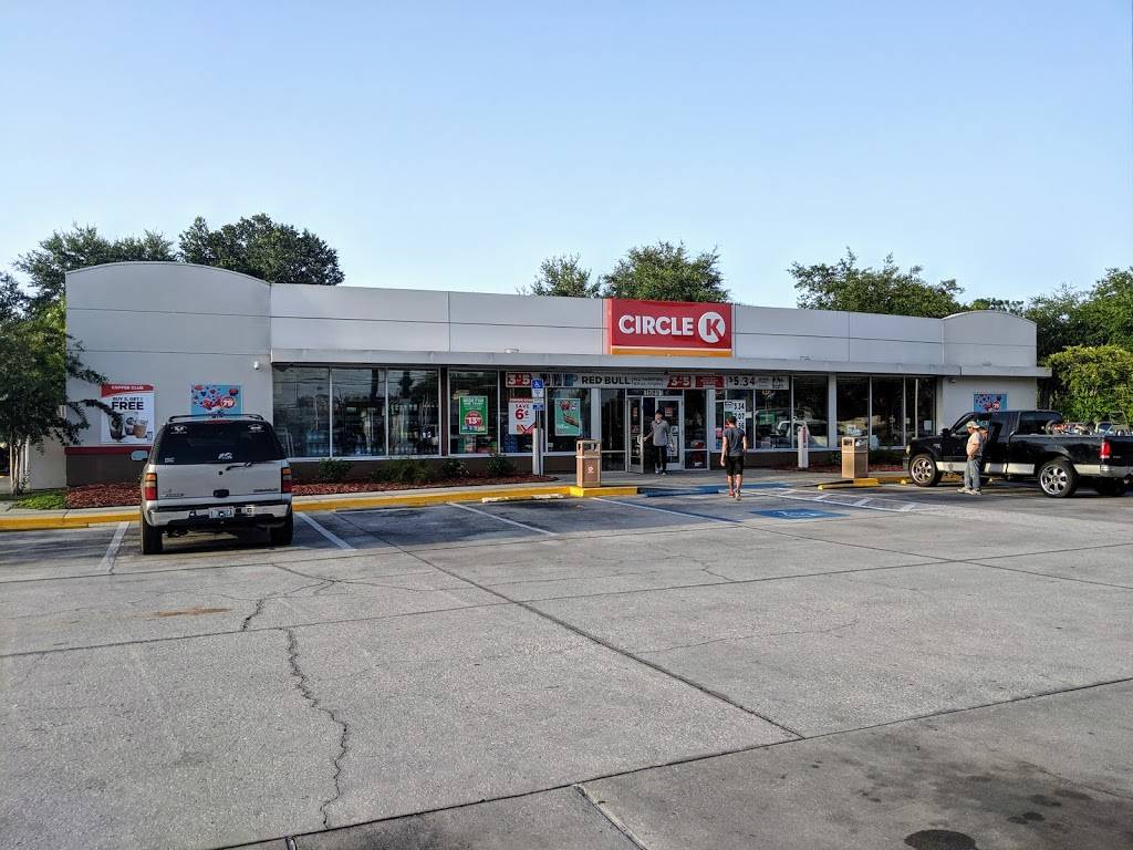Circle K | meal takeaway | 16891 E Colonial Dr, Orlando, FL 32820, USA | 4075685567 OR +1 407-568-5567
