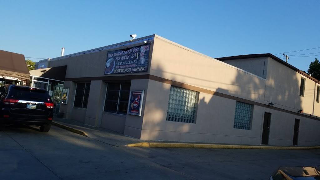 Dinas Pizza & Pub | restaurant | 5701 Memphis Ave, Cleveland, OH 44144, USA | 2163513663 OR +1 216-351-3663