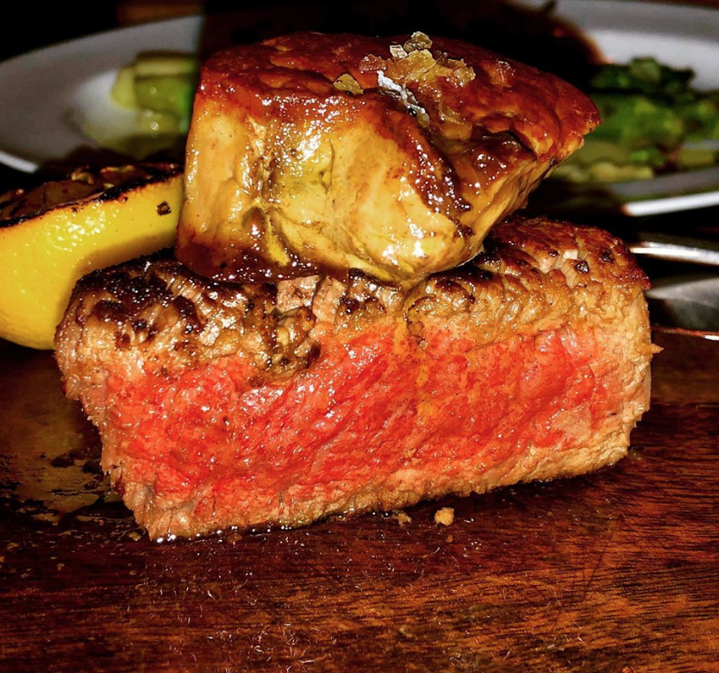 P.S. Steak | restaurant | 510 Groveland Ave, Minneapolis, MN 55403, USA | 6128861620 OR +1 612-886-1620