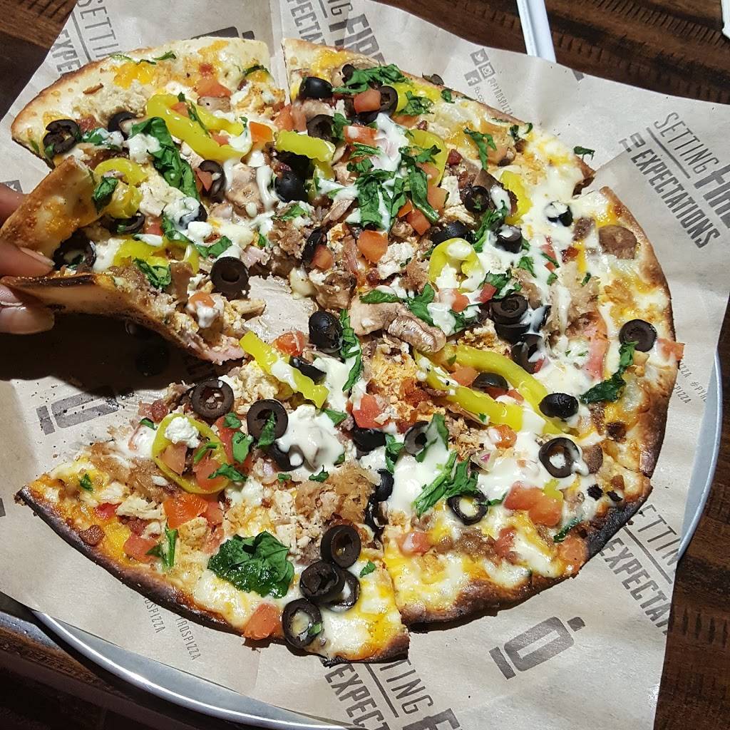 PYROS Fire Fresh Pizza | restaurant | 2035 Union Ave, Memphis, TN 38104, USA | 9012088857 OR +1 901-208-8857