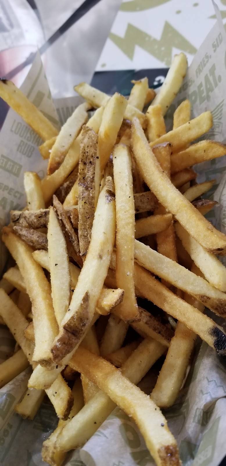 WINGSTOP | restaurant | 15683 Roy Rogers Dr Suite 206, Victorville, CA 92394, USA | 7602434000 OR +1 760-243-4000