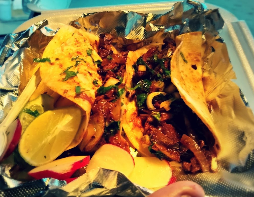 Taco Fiesta | restaurant | 3041 Vernor Hwy, Detroit, MI 48216, USA | 3137184125 OR +1 313-718-4125