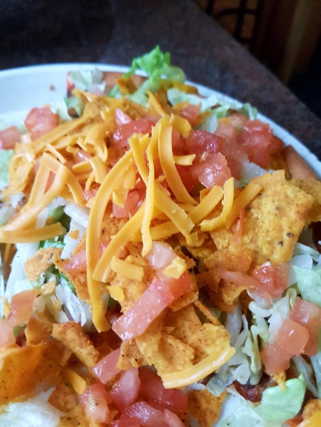 Godfathers Pizza | meal delivery | 3811 University Ave, Waterloo, IA 50701, USA | 3192357104 OR +1 319-235-7104