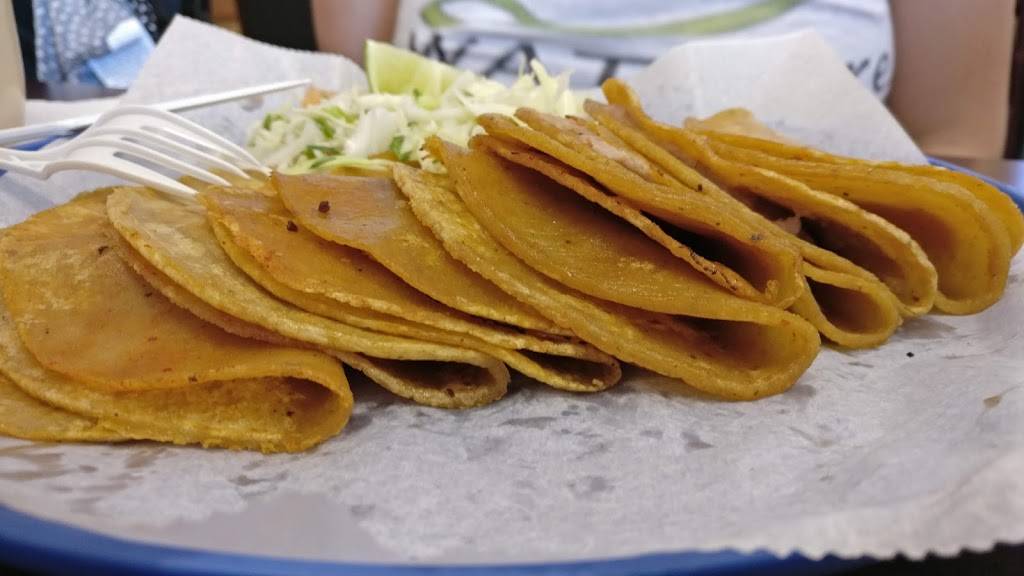 Del Pueblo | restaurant | 5800 W 35th St, Cicero, IL 60804, USA | 7084776036 OR +1 708-477-6036