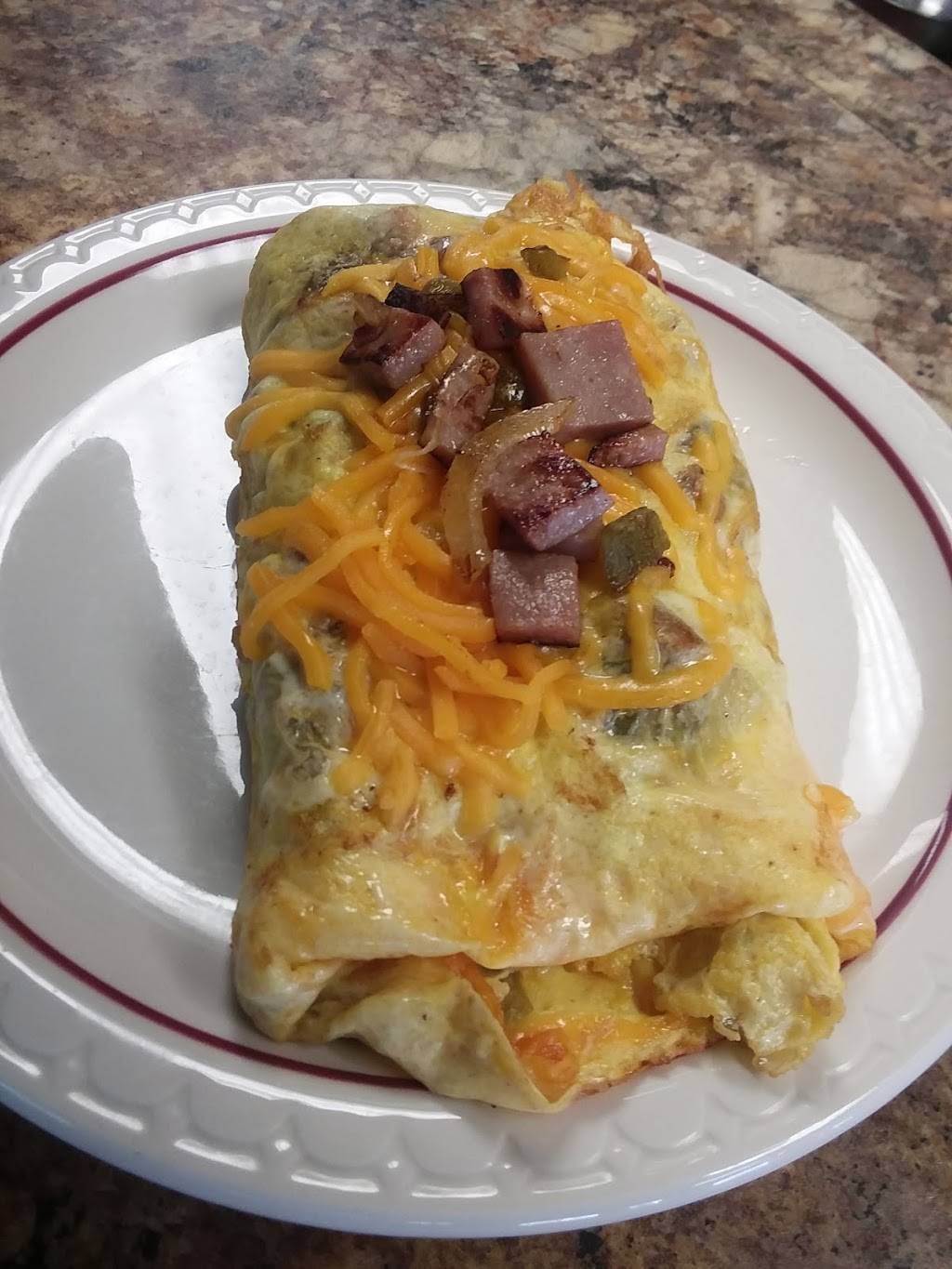 Gus & Tonys Town House Cafe | restaurant | 149-101 E Plum St, West Union, IA 52175, USA | 5634229500 OR +1 563-422-9500