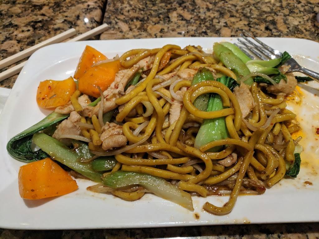 Ben Thanh Restaurant | restaurant | 1070 Wellington Rd, London, ON N6E 3V8, Canada | 5196683868 OR +1 519-668-3868