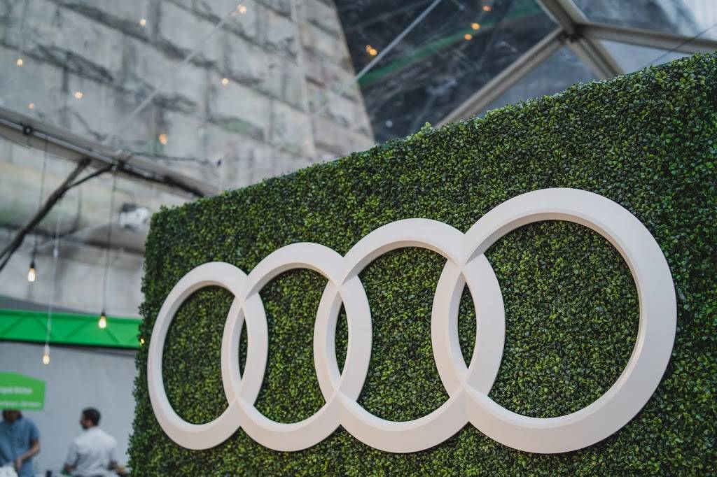 Feastival | restaurant | 140 N Christopher Columbus Blvd, Philadelphia, PA 19106, USA | 2674431886 OR +1 267-443-1886