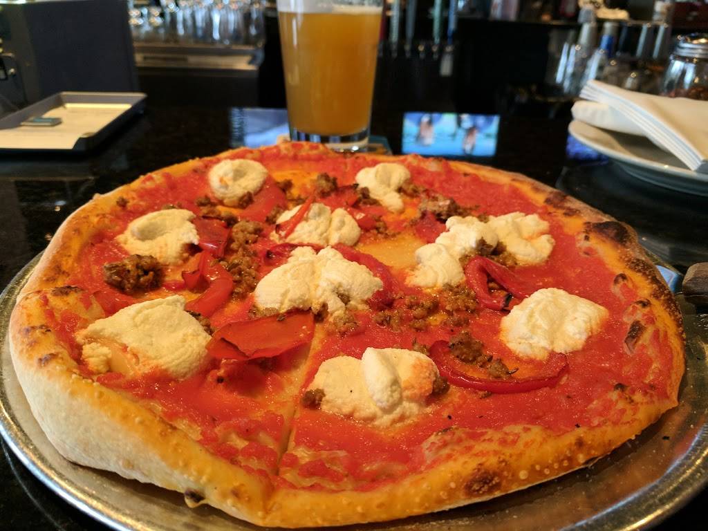 Rock N Coal Pizza | restaurant | 799 S Main St, Bellingham, MA 02019, USA | 5089282784 OR +1 508-928-2784