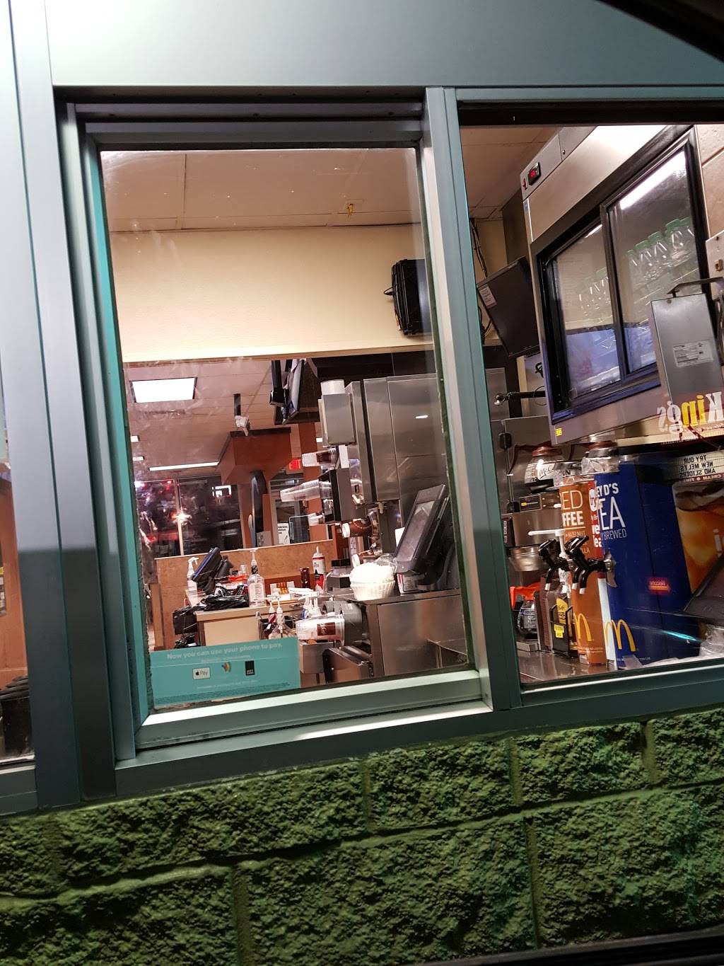 McDonalds | cafe | 300 Market Pl Dr, Oakdale, PA 15071, USA | 7242181798 OR +1 724-218-1798