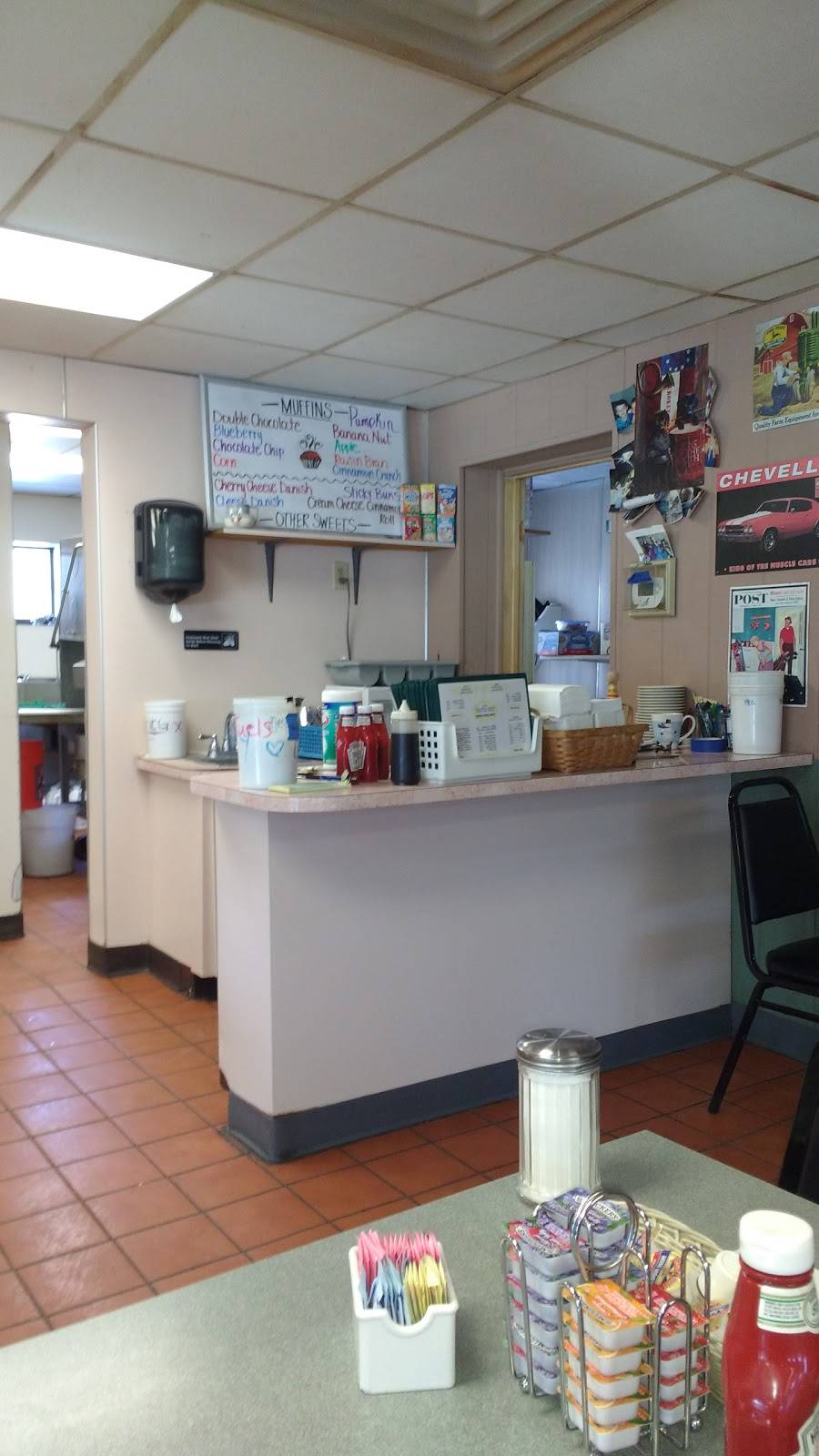 Country Chefs Kitchen | restaurant | 1446 Gravel Pike, Perkiomenville, PA 18074, USA | 2152348778 OR +1 215-234-8778