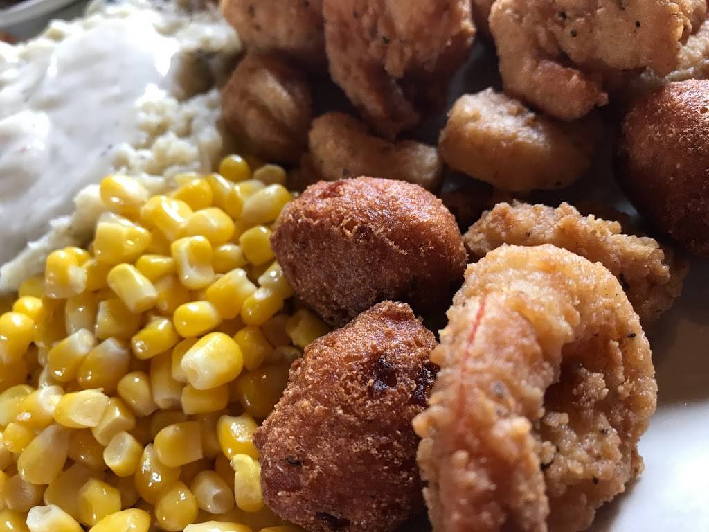 Cracker Barrel Old Country Store | restaurant | 2325 W International Speedway Blvd, Daytona Beach, FL 32114, USA | 3862480034 OR +1 386-248-0034