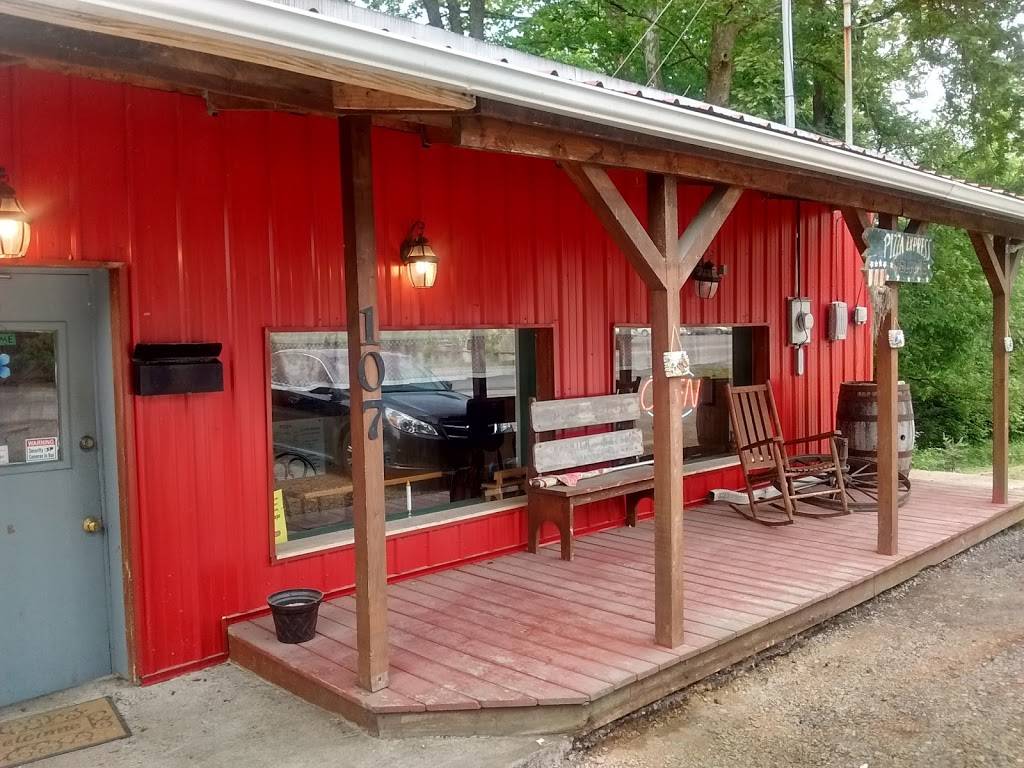 Pizza Express | restaurant | 107 S Pike St, Shinnston, WV 26431, USA | 3045921107 OR +1 304-592-1107