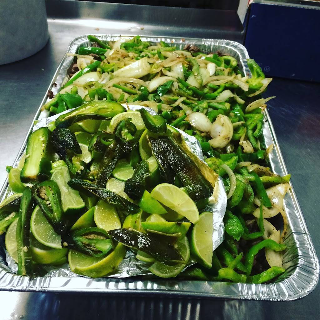 Los Jilbertos Taco Shop Elsinore | restaurant | 29989 Canyon Hills Rd, Lake Elsinore, CA 92532, USA | 9513090148 OR +1 951-309-0148