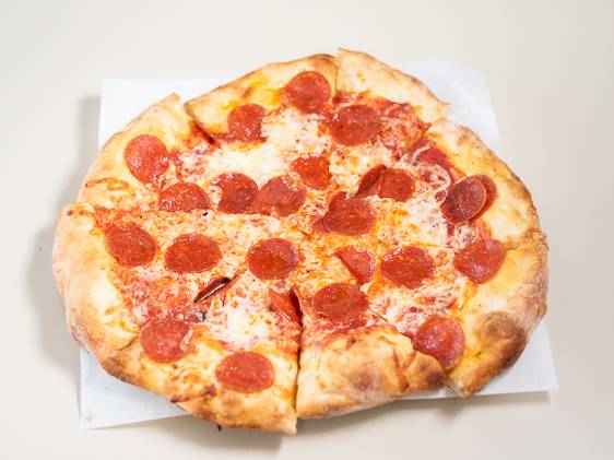 The Queens pizza and sandwich | restaurant | 16965 Monterey Rd #106d, Morgan Hill, CA 95037, USA | 6692145360 OR +1 669-214-5360