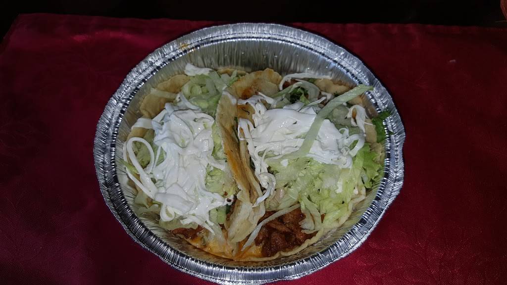 Mallys | restaurant | 602 Seneca Ave, Ridgewood, NY 11385, USA | 7183662795 OR +1 718-366-2795