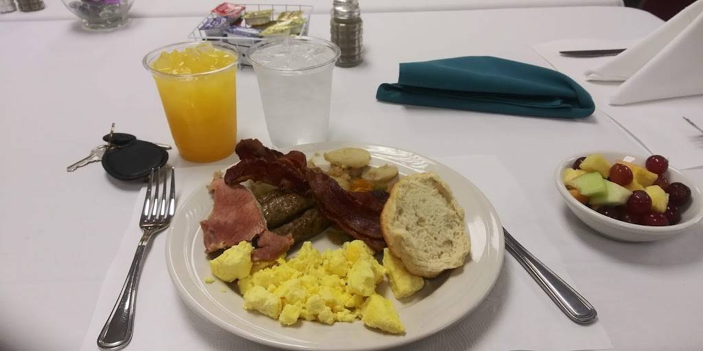 Ricardos Restaurant and Banquet Hall | restaurant | 115 Front Ave SW, New Philadelphia, OH 44663, USA | 3303646700 OR +1 330-364-6700