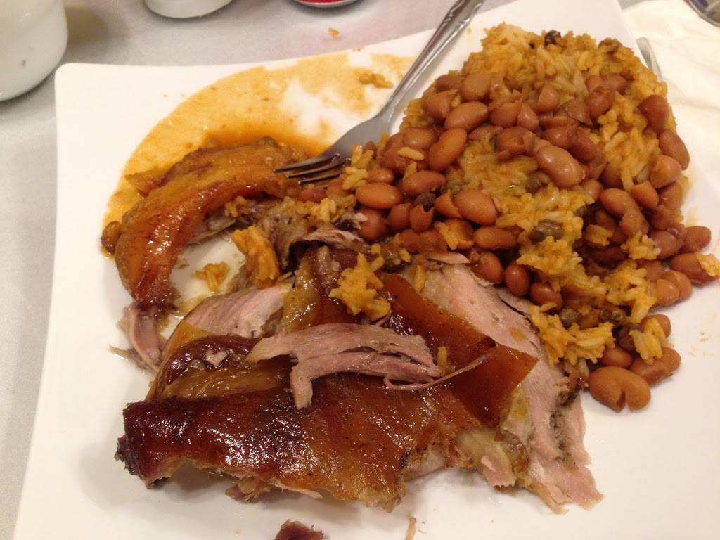 Lo Nuestro Dominican Restaurant | restaurant | 260 Central Ave, Albany, NY 12206, USA | 5182750348 OR +1 518-275-0348