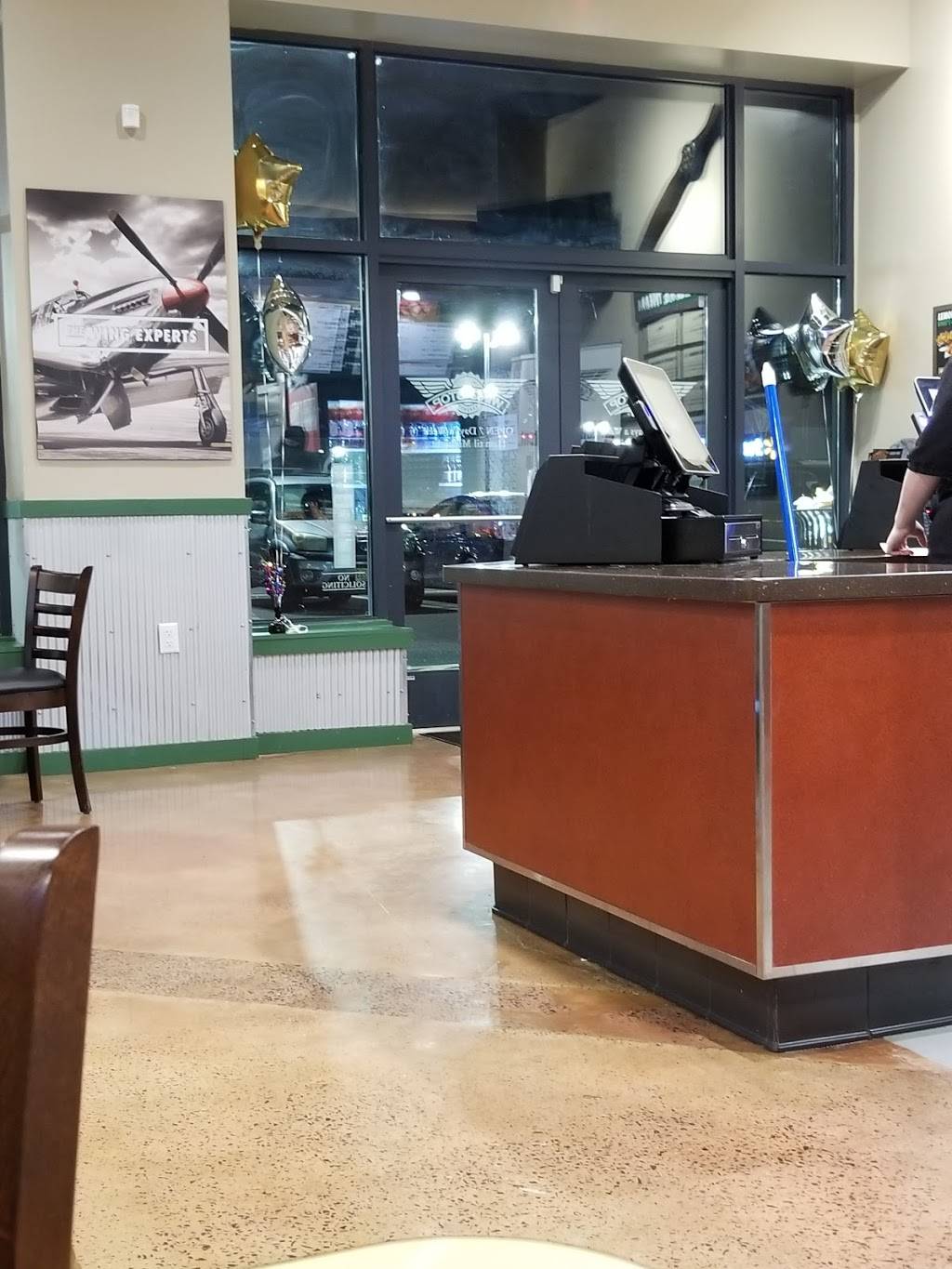 Wingstop | restaurant | 306 U.S. 9 N, Woodbridge, NJ 07095, USA | 7328269000 OR +1 732-826-9000