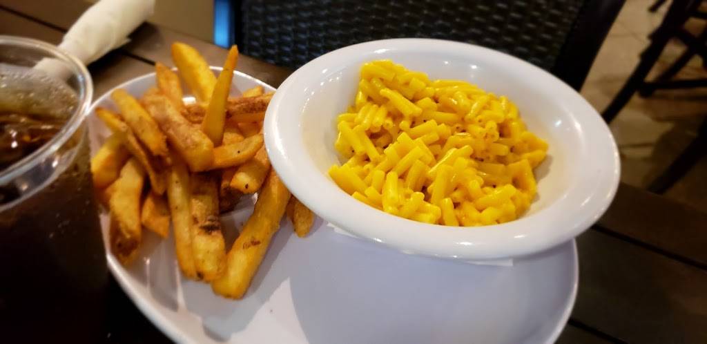 FLAMINGO’S Bar & Grille | restaurant | 272421000000008 Florida 34787،، Winter Garden, FL 34787, USA | 4075071200 OR +1 407-507-1200