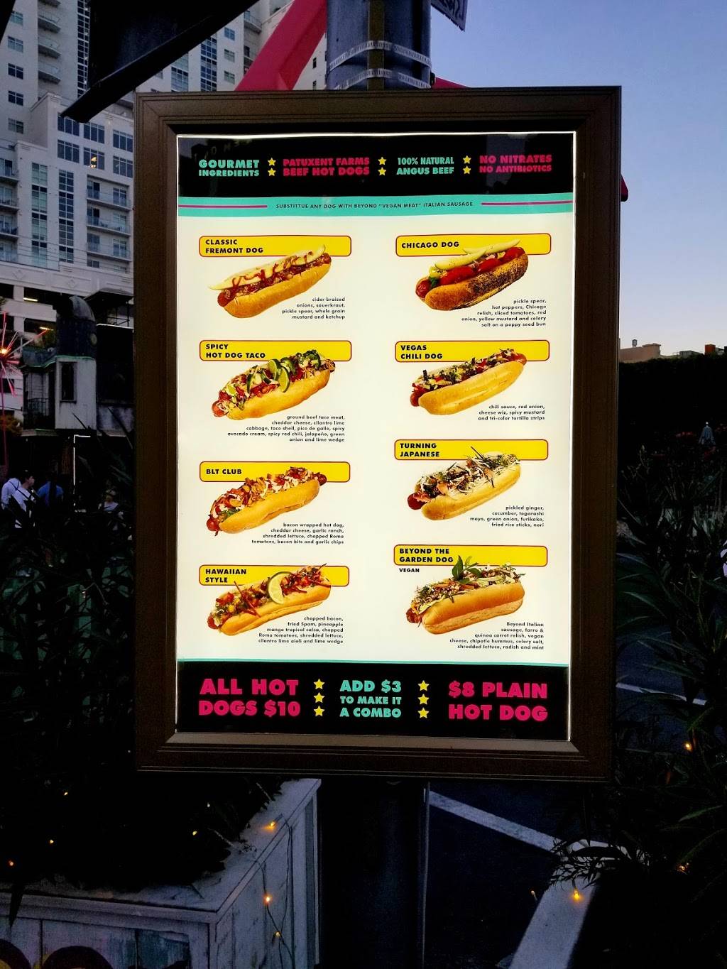 Joy Of Hot Dog | meal takeaway | 518-500 Fremont St, Las Vegas, NV 89101, USA | 7023335568 OR +1 702-333-5568