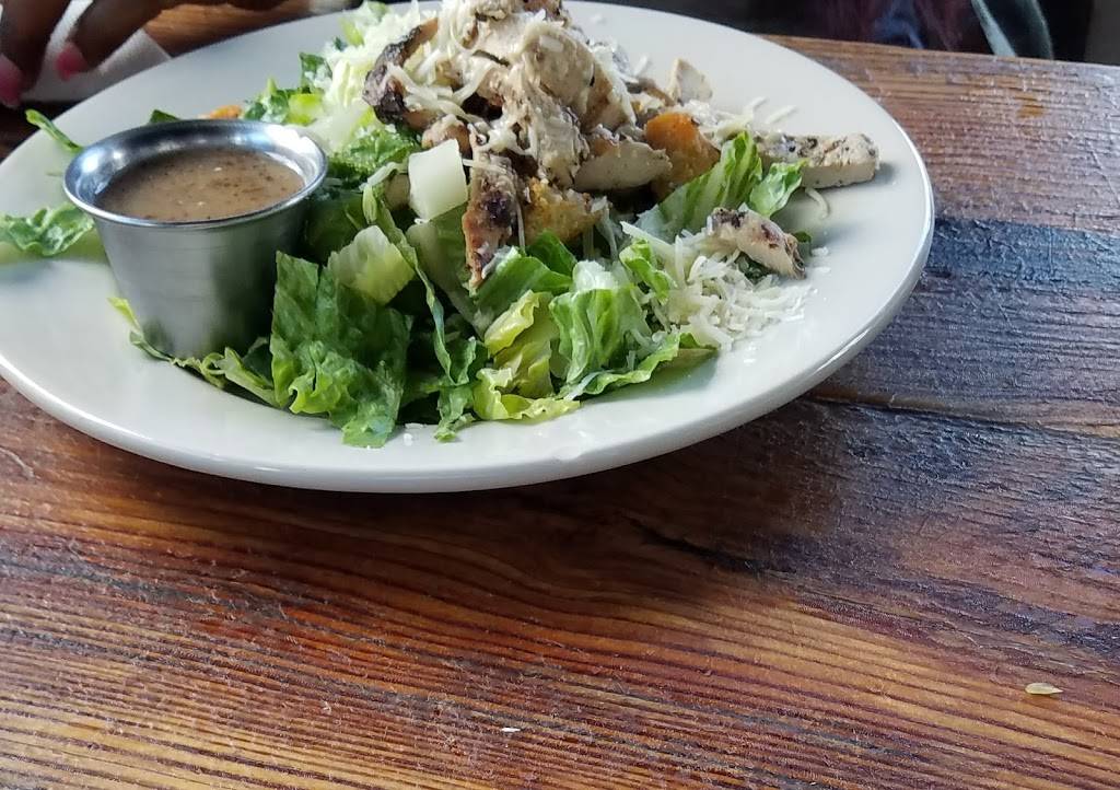 Pizzettas Pizzeria | restaurant | 1144 East Cutlar Crossing #105, Leland, NC 28451, USA | 9103716001 OR +1 910-371-6001