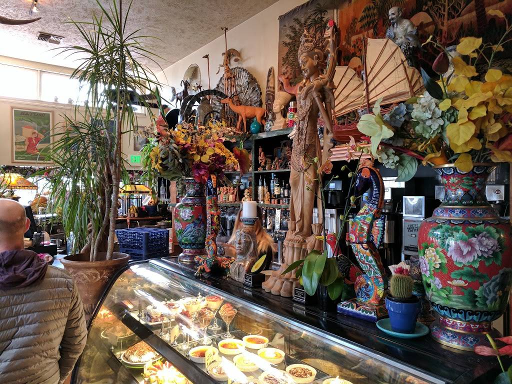 Tower Cafe | restaurant | 1518 Broadway, Sacramento, CA 95818, USA | 9164410222 OR +1 916-441-0222