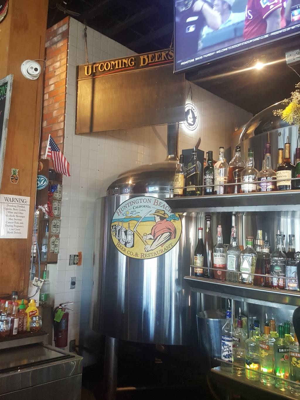 Huntington Beach Beer Company | restaurant | 201 Main St #E, Huntington Beach, CA 92648, USA | 7149605343 OR +1 714-960-5343