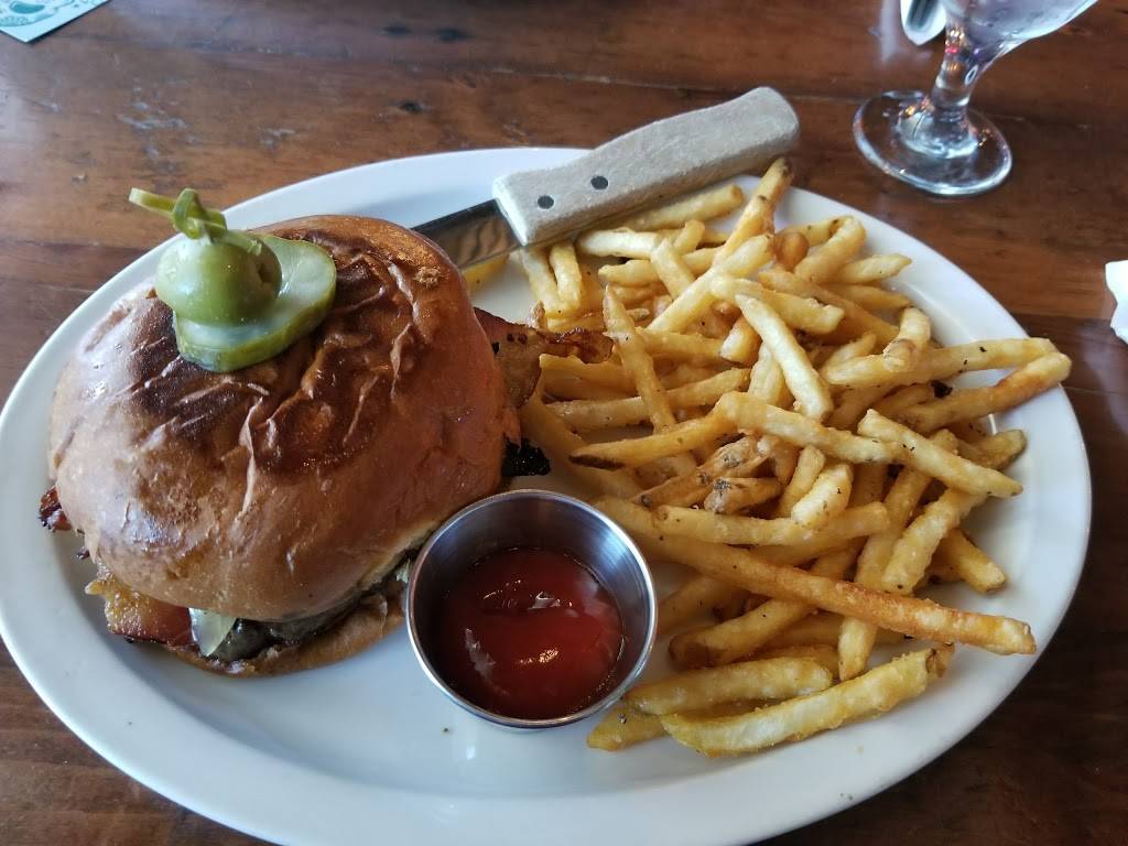 The Rooster Tavern | restaurant | 14202 N Scottsdale Rd, Scottsdale, AZ 85254, USA | 4802757421 OR +1 480-275-7421