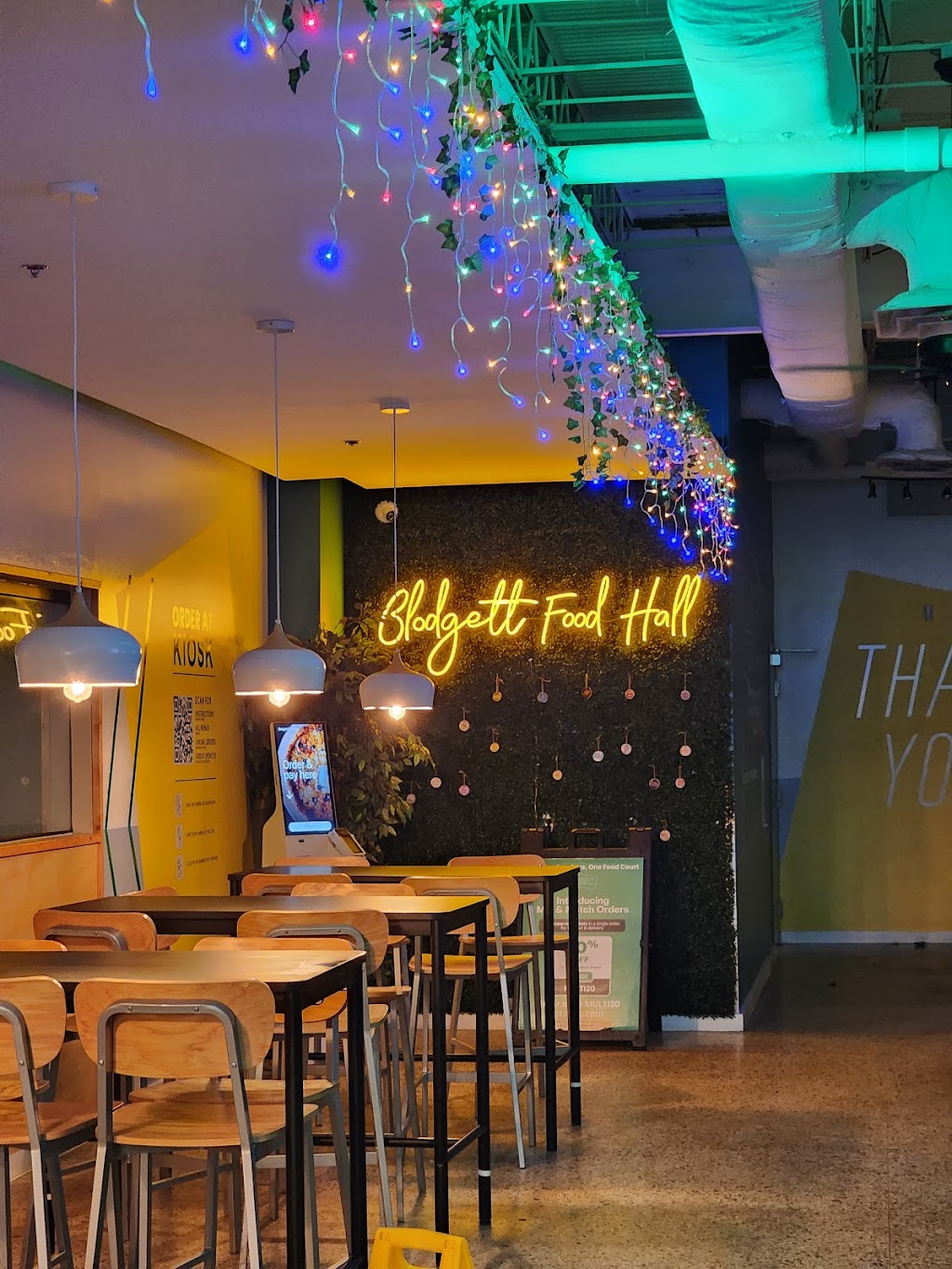 Fratellis Cloudkitchen | restaurant | 2616 Blodgett St, Houston, TX 77004, USA | 8578917238 OR +1 857-891-7238