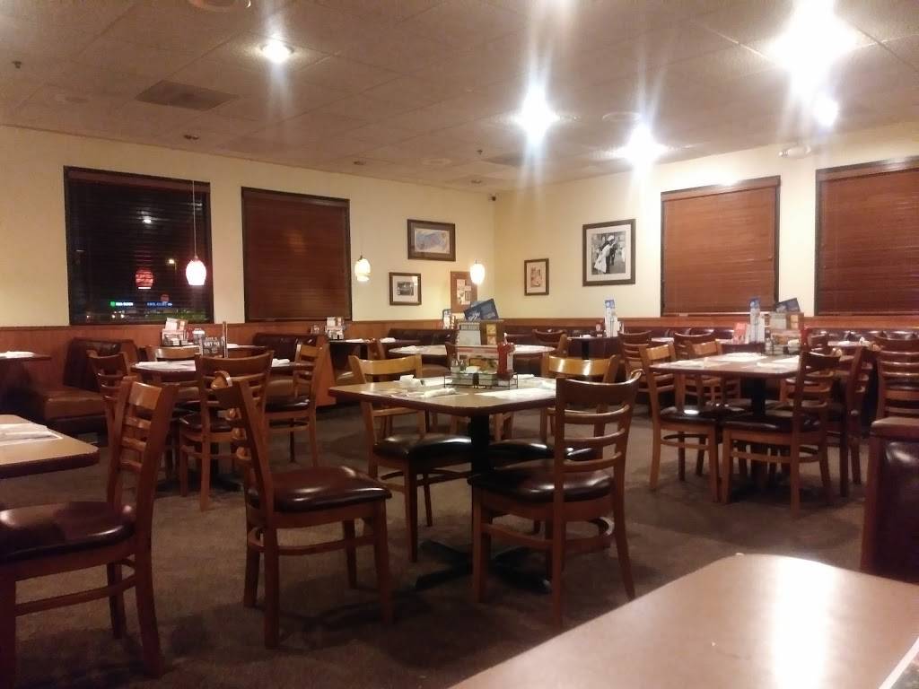 Dennys | restaurant | 1250 Stratford Ave, Dixon, CA 95620, USA | 7076781002 OR +1 707-678-1002
