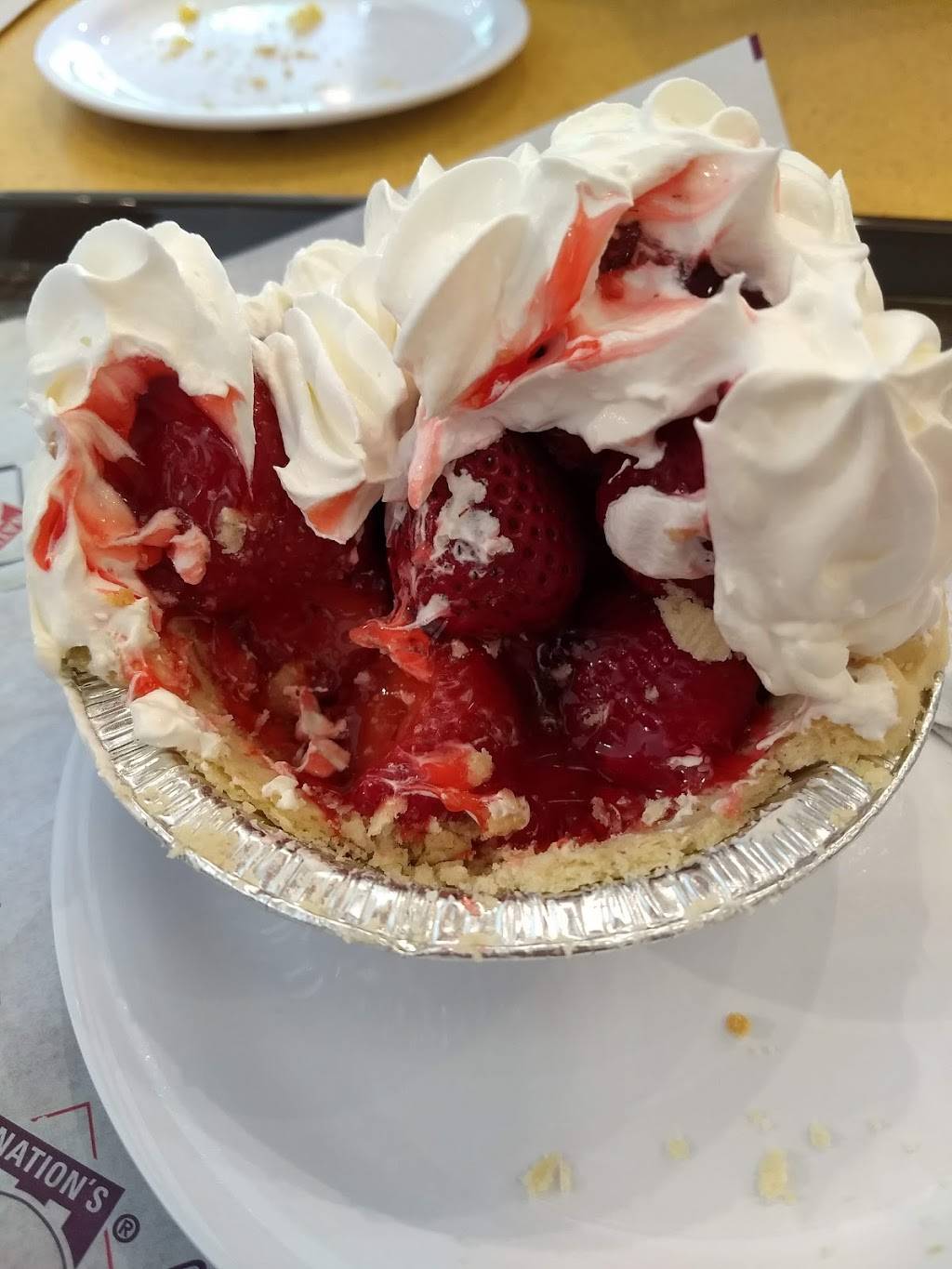 Nations Giant Hamburgers | meal takeaway | 3574 N Tracy Blvd, Tracy, CA 95376, USA | 2098358772 OR +1 209-835-8772