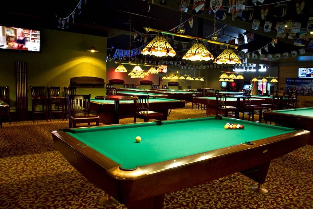 Fantasia Billiards | restaurant | 133 N San Fernando Blvd, Burbank, CA 91502, USA | 8188486718 OR +1 818-848-6718