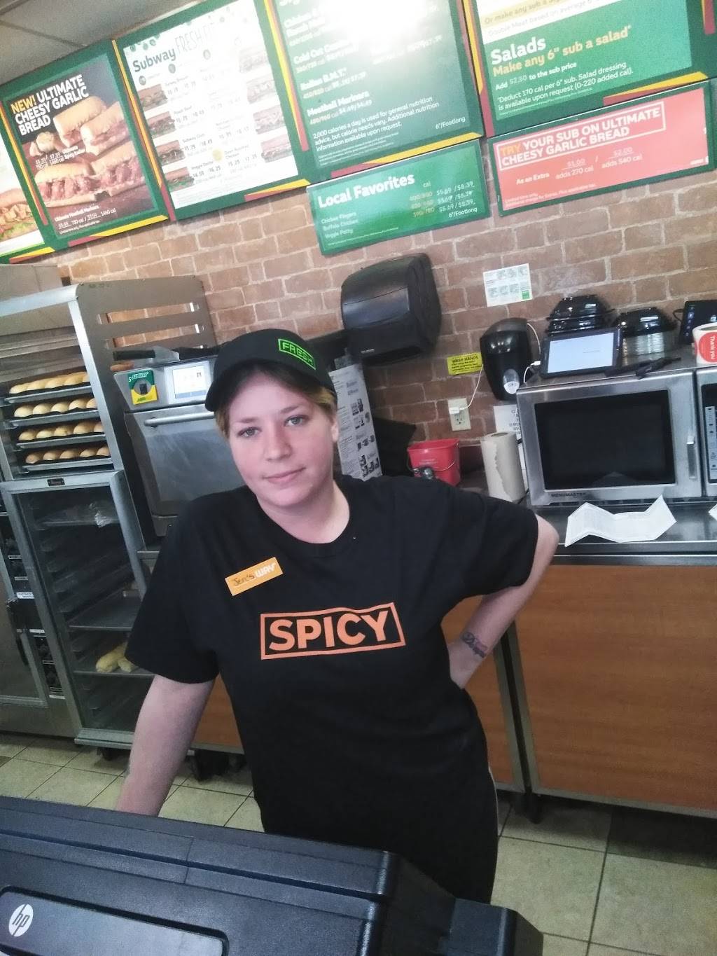 Subway | restaurant | 363 Hopkins St, Buffalo, NY 14220, USA | 7168231370 OR +1 716-823-1370