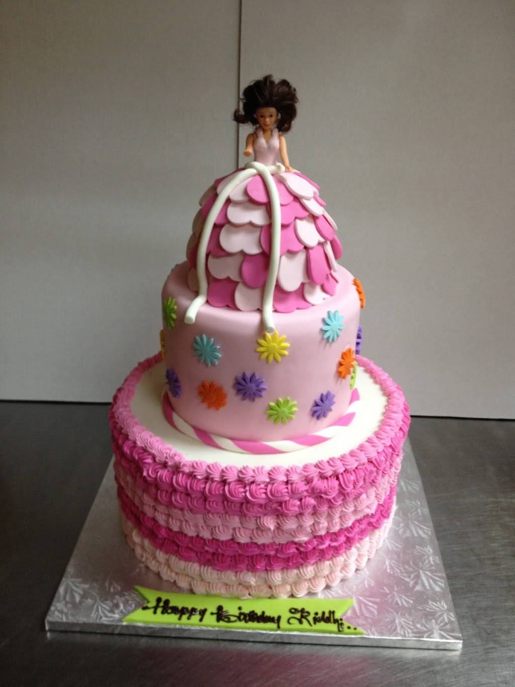 Cakes & Bakes | meal takeaway | 6610 Dublin Blvd, Dublin, CA 94568, USA | 9258296836 OR +1 925-829-6836