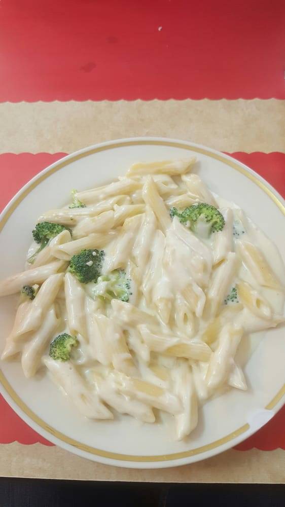 Crows Nest Diner & Pizzeria | restaurant | 206 MO-21, Caledonia, MO 63631, USA | 5737793463 OR +1 573-779-3463