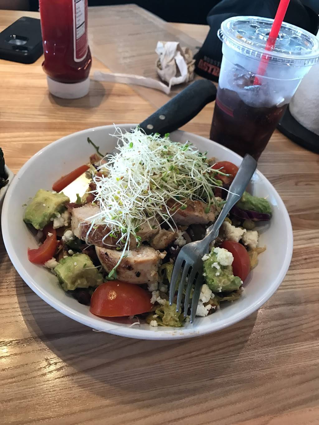 Grub Burger Bar | restaurant | 4902 S Staples St, Corpus Christi, TX 78414, USA | 3614442424 OR +1 361-444-2424