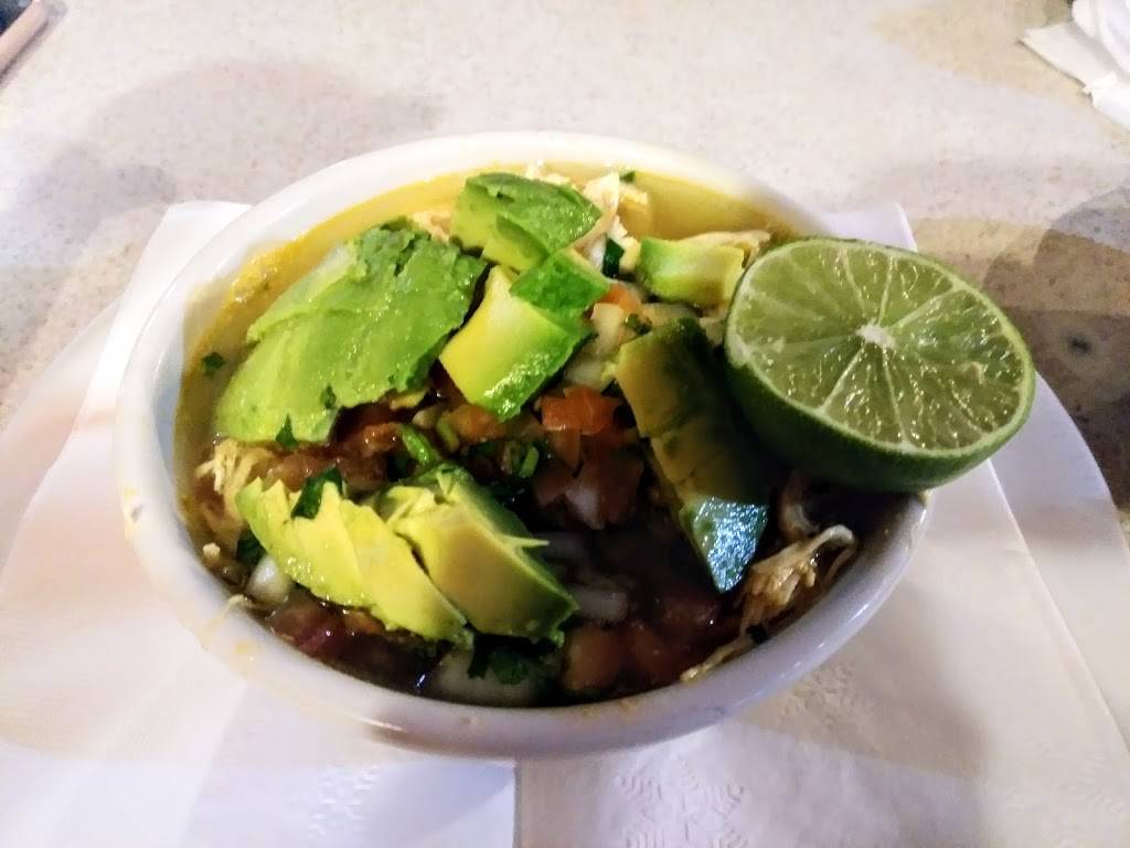 El Patio Mexican Restaurant | restaurant | 7622 Highland Rd, Waterford Twp, MI 48327, USA | 2486665231 OR +1 248-666-5231