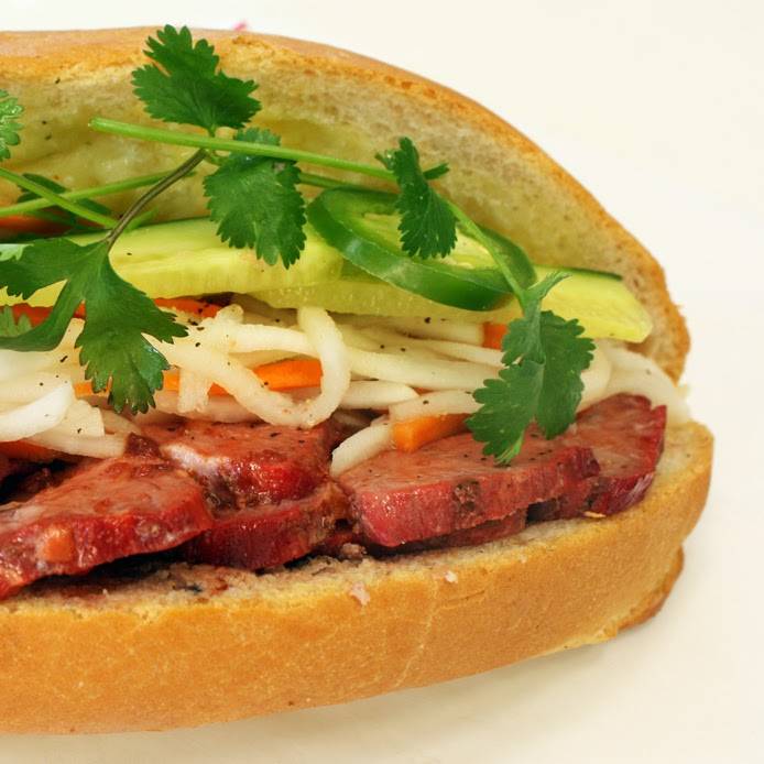 Cam Huong Restaurant | restaurant | 702 International Blvd a, Oakland, CA 94606, USA | 5104442500 OR +1 510-444-2500