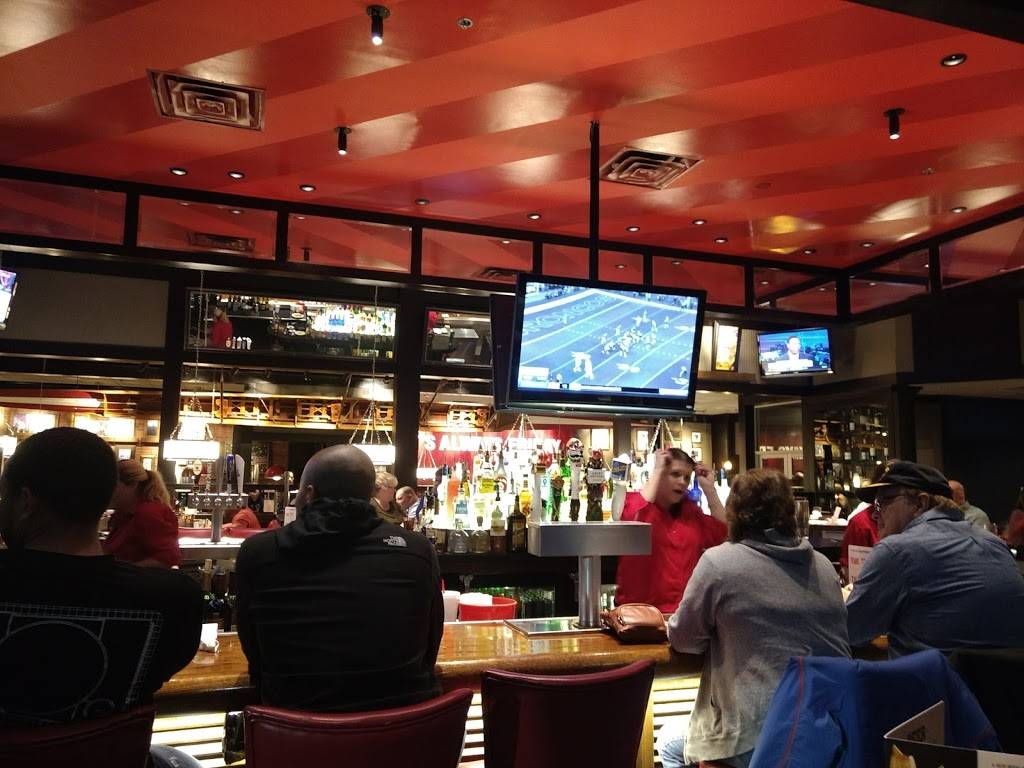 TGI Fridays | restaurant | 615 Baltimore Pike, Bel Air, MD 21014, USA | 4104206766 OR +1 410-420-6766