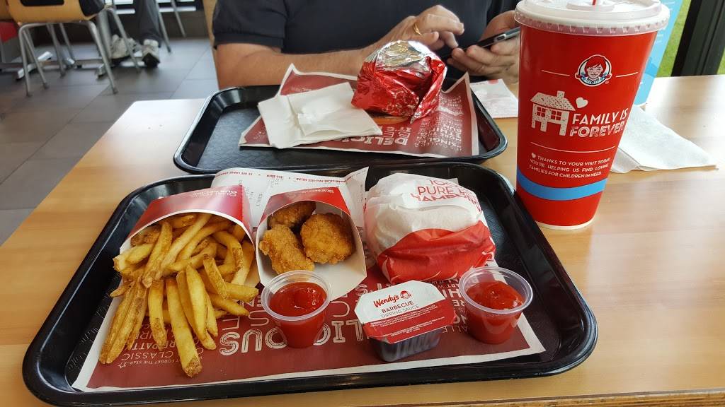 Wendys | restaurant | 1325 S Lone Hill Ave, Glendora, CA 91740, USA | 9093947414 OR +1 909-394-7414