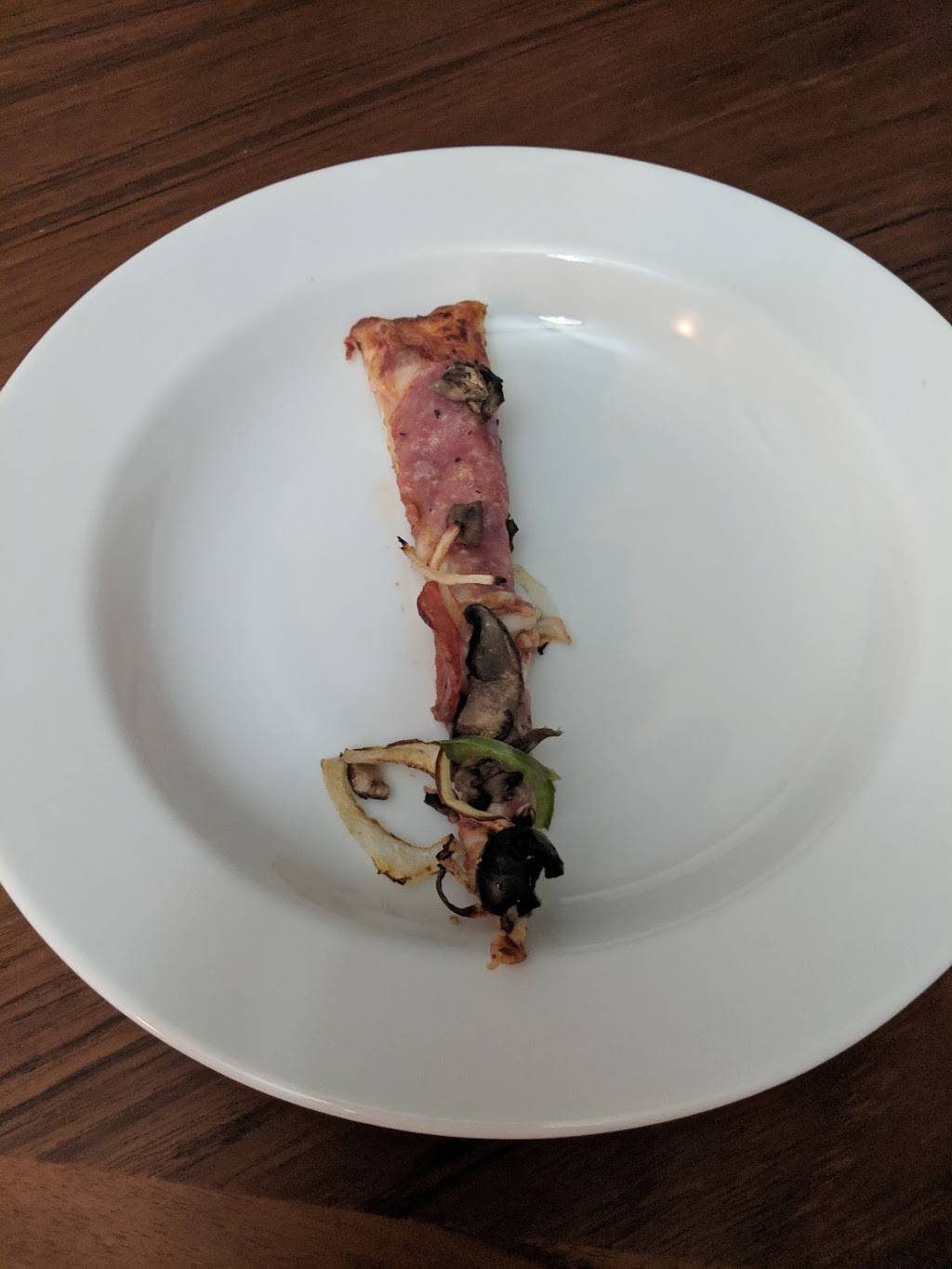 Round Table Pizza | meal delivery | 4504 Deer Valley Rd, Antioch, CA 94531, USA | 9257767777 OR +1 925-776-7777