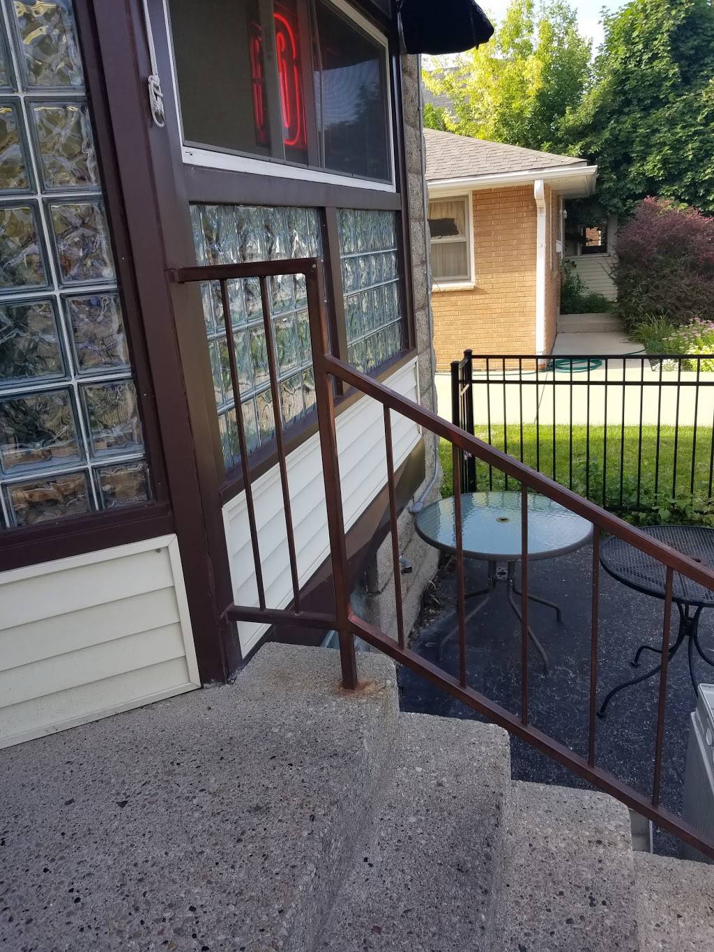 Tarantinos Pizzeria | meal delivery | 2577 S 68th St, Milwaukee, WI 53219, USA | 4145455373 OR +1 414-545-5373