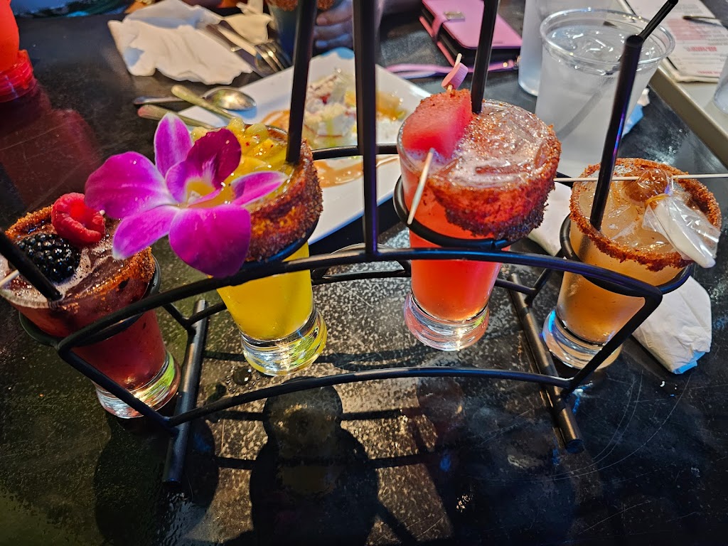 MAMICHELAS • Sushi • Grill • Seafood | restaurant | 131 Main St, Salinas, CA 93901, USA | 6694371021 OR +1 669-437-1021