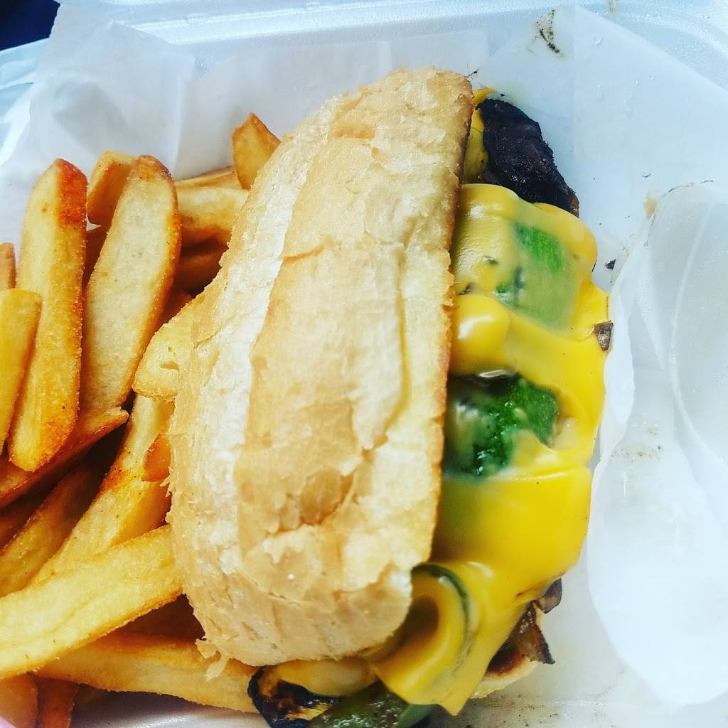 Fresh Fast And Delicious | restaurant | 2555, 3821 W Center St, Milwaukee, WI 53210, USA | 4148852559 OR +1 414-885-2559