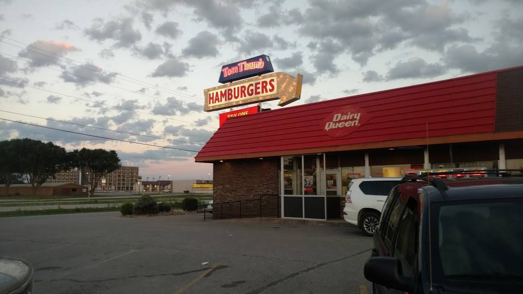 Tom Thumb Drive In | restaurant | 1412 A St W, Fort Dodge, IA 50501, USA | 5159554051 OR +1 515-955-4051