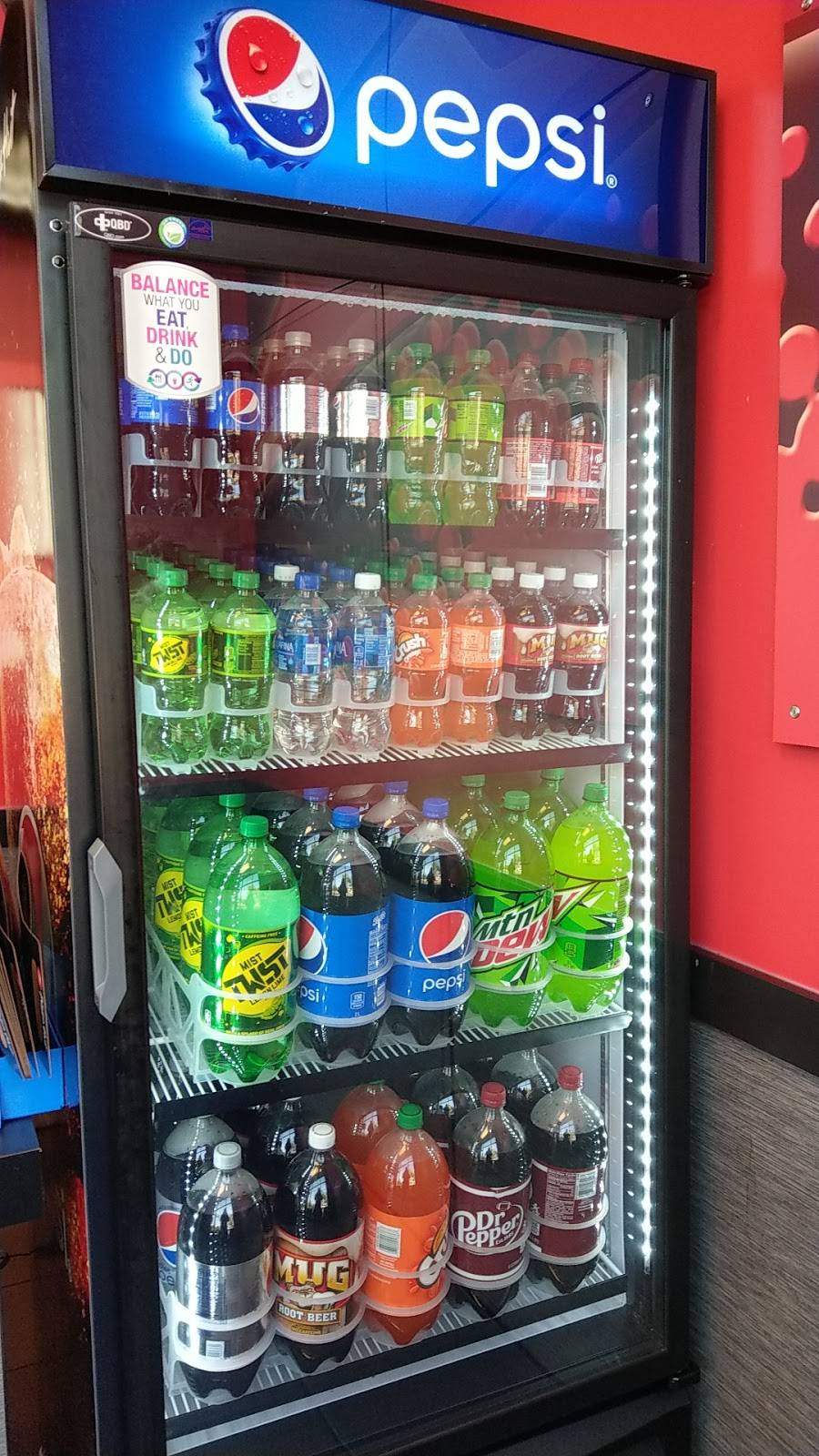 Pizza Hut | restaurant | 2225 Wisconsin Ave #400, Grafton, WI 53024, USA | 2623751260 OR +1 262-375-1260