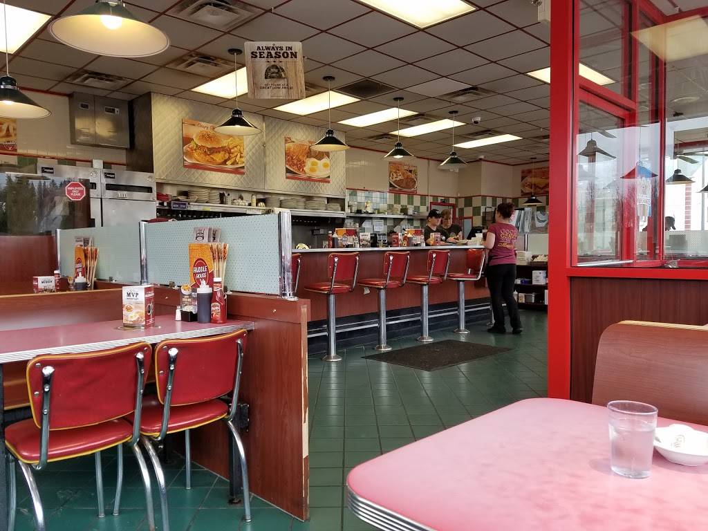 Huddle House | restaurant | 5000 Park Ave W, Seville, OH 44273, USA | 3307691600 OR +1 330-769-1600