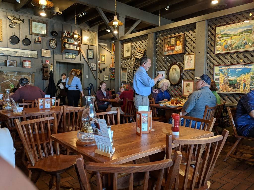 Cracker Barrel Old Country Store | restaurant | 132 E, I-20, Weatherford, TX 76087, USA | 8175989070 OR +1 817-598-9070