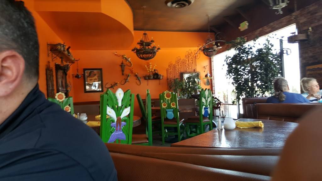 Marias Mexican Kitchen | restaurant | 163 W Ontario Ave #101, Corona, CA 92882, USA | 9515829101 OR +1 951-582-9101