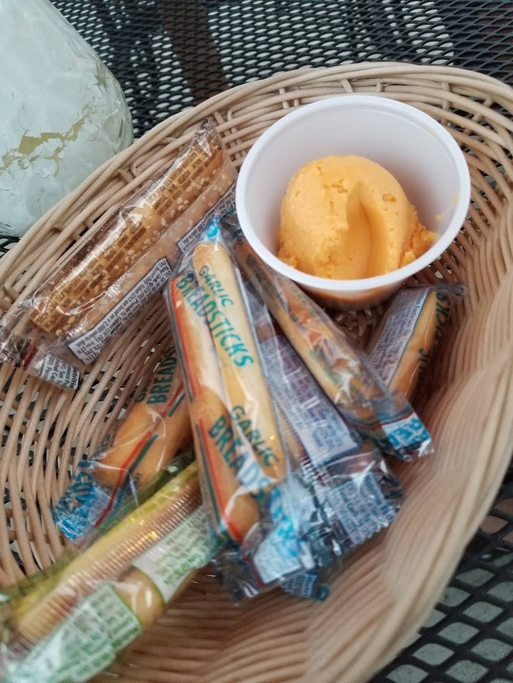 Danny Haskells Pub and Grill | restaurant | W171 S7260 Lannon Dr, Muskego, WI 53150, USA | 2626799535 OR +1 262-679-9535